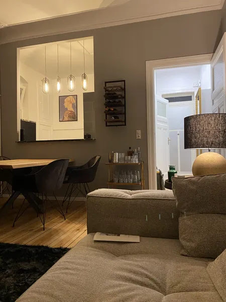 Wohnen mit Charakter: Stilvoll renovierte 2-Zimmer-Wohnung am Lietzensee — photo 1